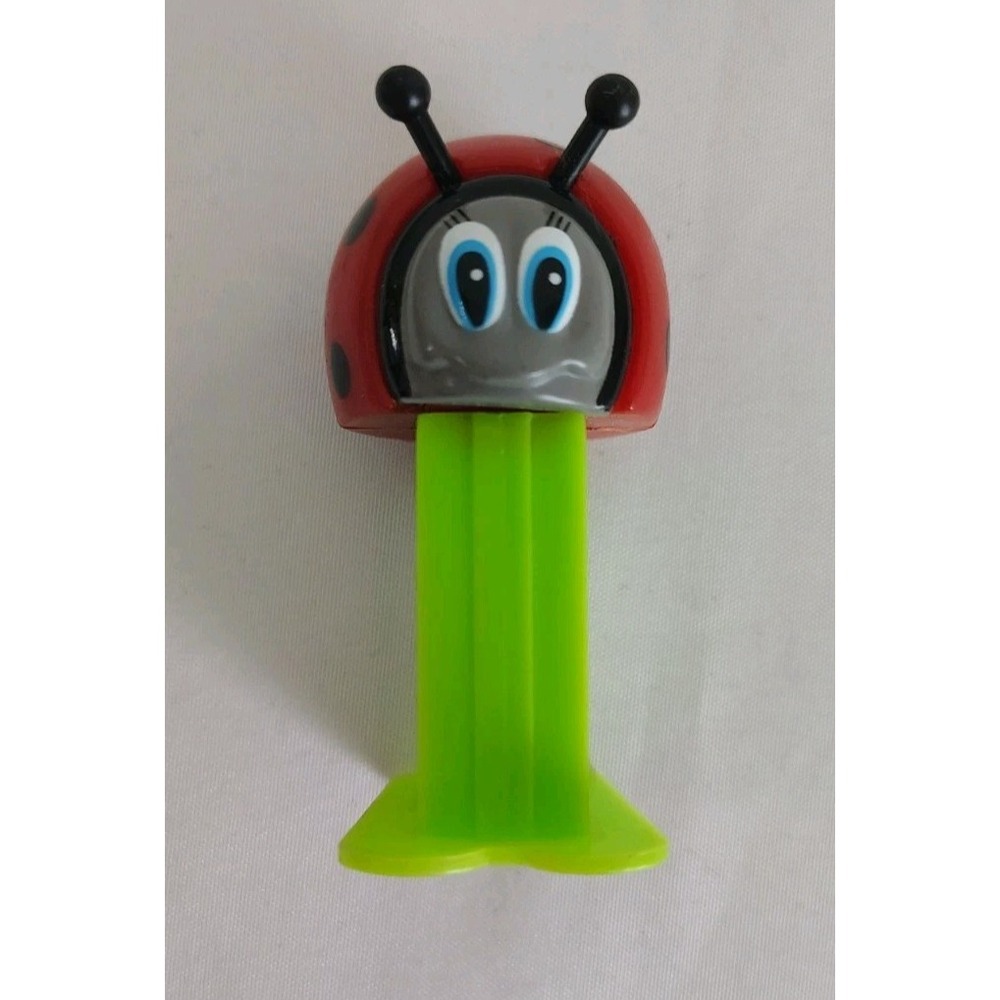 Vintage 2000 Mini Party Favors Bugz Ladybug PEZ Dispenser
